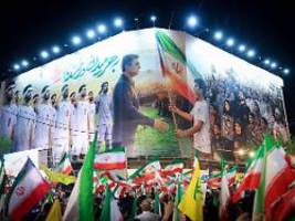 Über 100 Milliarden US-Dollar: Iran pocht auf Freigabe eingefrorener Auslandsvermögen