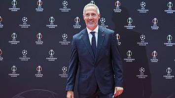 Eintracht Frankfurt: Rückkehrer Adi Hütter folgt auf Trainer-Flop Riera