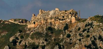 israel nimmt kreuzfahrerburg beaufort im libanon ein
