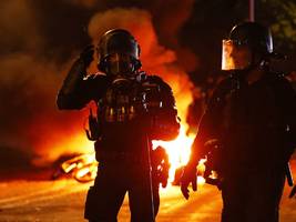 Paris nach dem Sieg von PSG: Eine Nacht in Taumel und Tumult