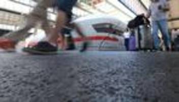 Deutsche Bahn: Mehr als jeder dritter Fernzug im Mai zu spät am Ziel