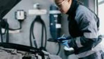 Elektroauto: Öl wechseln muss man nicht, aber die Rechnung ist trotzdem höher