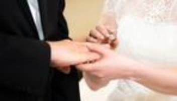 Nachfrage höher als Angebot: Hochzeit im Minutentakt: Schnapszahl-Termine im Juni begehrt
