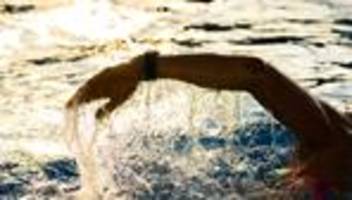 Vom Sprungturm gesprungen: Jugendliche brechen nachts ins Freibad ein