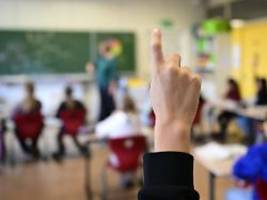Ärger führt zu miesem unterricht: sind lehrer gut gelaunt, gibts bessere zensuren