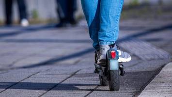 Drama um 43-Jährigen: Mit E-Roller gestürzt, im Krankenhaus gestorben