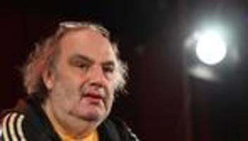 Theater: Volksbühne in Berlin: Neuer Intendant stellt Pläne vor
