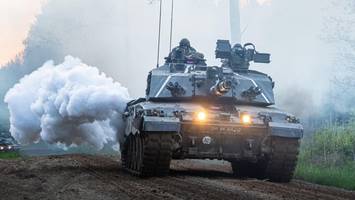 Nato-Panzer üben Ernstfall – nur wenige Kilometer von Russland entfernt