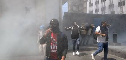 Fußball-WM 2026: Polizei in Mexiko setzt Tränengas an Fanmeile gegen Demonstranten ein