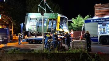 „wirklich verheerend“: bvg arbeitet nach tramunfall in berlin mit hochdruck