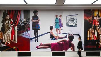 Die große Bühne der Fotografie: „Rooms / Stages“
