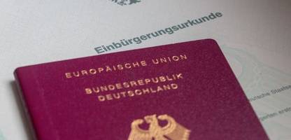 Deutschland: Zahl der Einbürgerungen erreicht Rekordwert