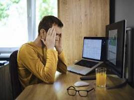 Besonders bei einer Gruppe: Homeoffice kann laut Studie die Psyche belasten