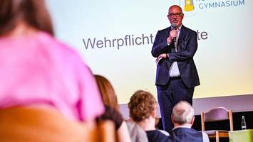 debatte um wehrpflicht: „soll ich meine ganzen zukunftspläne auf eis legen?“