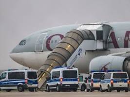 Flug soll nachgeholt werden: Taliban sagen Sammelabschiebung nach Afghanistan ab