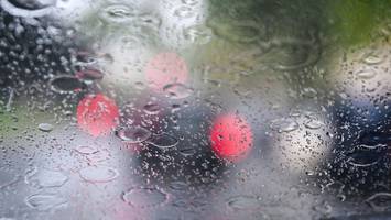 gewitter und schauer zu erwarten – und sonne am wochenende