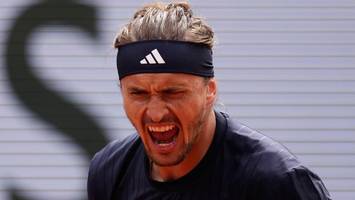 Der Erlösung ganz nah: Zverev schlägt Mensik und steht im Finale der French Open