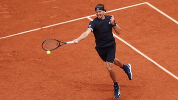 French Open live: Zverev holt sich den 1. Satz – das Halbfinale im Ticker!