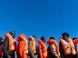 „Innovative Lösungen“ in der Migrationspolitik: Asylbewerber sollen gar nicht erst europäischen Boden betreten