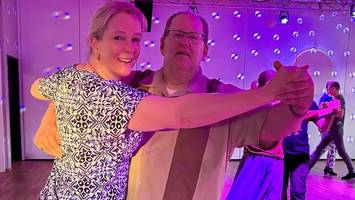 freitags zum after work dance – und aus bewegung wird begegnung