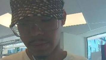 senior in stellingen betrogen: wer kennt diesen mann mit brille?