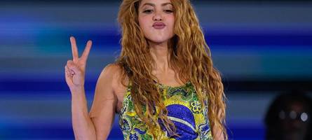 shakira: „ich schreibe songs und ich baue schulen“