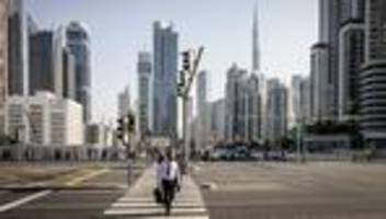 Expats in Dubai: »Seit dem jüngsten Drohnenangriff klingelt das Telefon ständig«