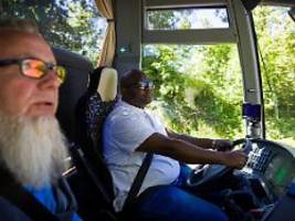 von kapstadt nach goslar: wie südafrikanische busfahrer den nahverkehr retten sollen