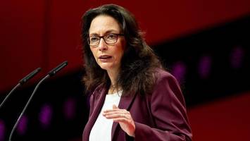 DGB-Chefin fordert verpflichtende Betriebsrente – FDP-Chef kritisiert Vorstoß