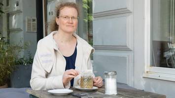 Alleinerziehende Hamburgerin über Finanznot: So ist ihr Alltag als „Armutshexe“