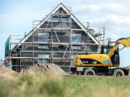 Clevere Planung: Nicht an falschen Stellen: Beim Hausbau richtig sparen