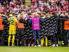 Es geht mir gut: Christian Eriksen meldet sich nach Kollaps zu Wort