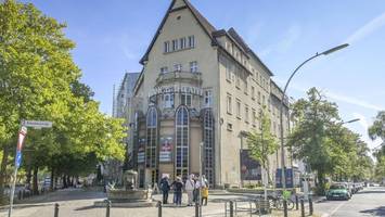 „pride in concert“ kehrt ins renaissance-theater zurück – mit diesem künstler