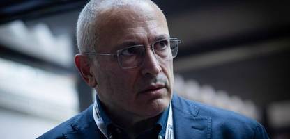 michail chodorkowski: gericht verurteilt putin-gegner in abwesenheit zu zehn jahren haft