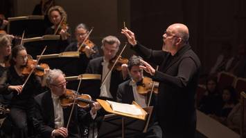 François-Xavier Roth dirigiert die Staatskapelle: Ekstase und Virtuosität