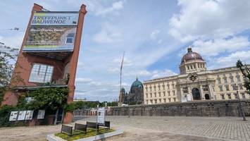 Schinkelplatz wird „Treffpunkt Bauwende“: So wird Berlin grüner und kühler