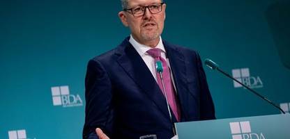 rente: arbeitgeberpräsident dulger verlangt begrenzung der rentensteigerung