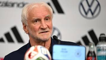 Der DFB, die WM und die Politik: Völler macht es sich zu leicht