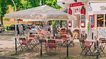 kuchel eck am ludwigkirchplatz: traditionslokal feiert neustart