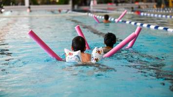 Schwimmkurs in Berlin: So kommen Kinder in den Sommerferien zum Seepferdchen