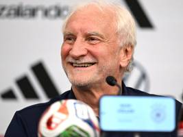 DFB-Sportdirektor bei der WM: Professor Völler und der Trick mit der Nackten Kanone