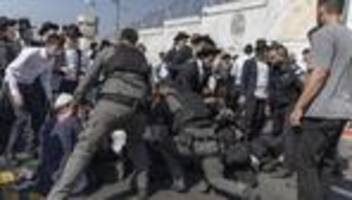 proteste in israel: ultraorthodoxe protestieren nach festnahme von wehrdienstverweigerern