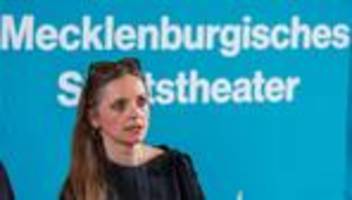 Theater in MV: Mecklenburgische Staatstheater plant 32 Premieren