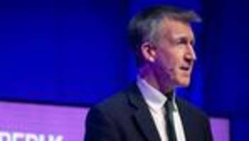 Großbritannien: Ex-Fallschirmjäger wird neuer britischer Verteidigungsminister