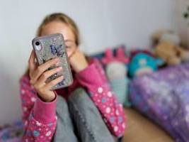 Kein pauschales Mindestalter: Ethikrat gegen Socia-Media-Verbot für junge Menschen