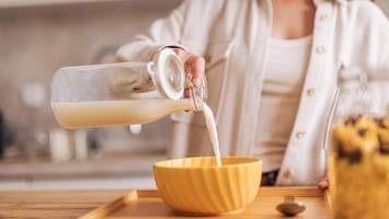 Ich trinke keine Hafermilch mehr – seitdem geht es mir deutlich besser