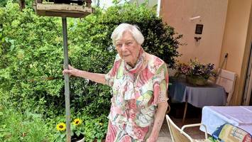 „sogar zu den berliner fußballvereinen hat die 107-jährige eine klare meinung“