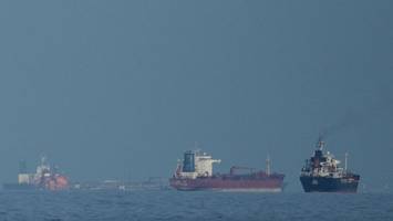 Iran will Hormus sperren – drei Tote nach US-Attacke auf Tanker