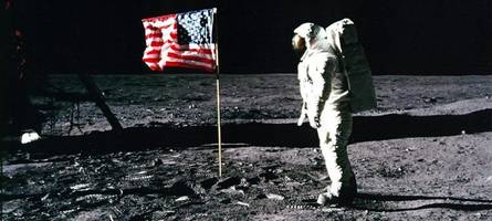Der Teufel trägt Prada, der Mann im Mond auch: Prada entwirft Unterwäsche für Nasa-Astronauten
