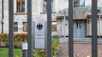 Narkosemittel überdosiert: Charité-Arzt muss nach Patiententod erneut vor Gericht